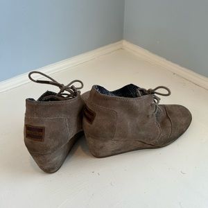 Toms Gray Suede Wedge Booties